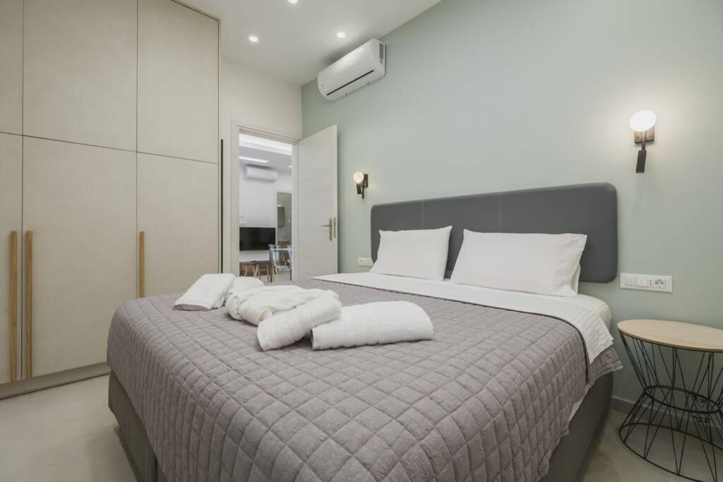 Peris 3 - Central Apt Near Old Town - Ac, Wifi Chania  Buitenkant foto